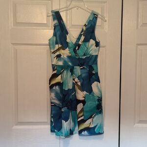 Floral Blue and White Sleeveless Dress